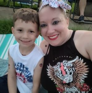 Meet your Posher, Alison